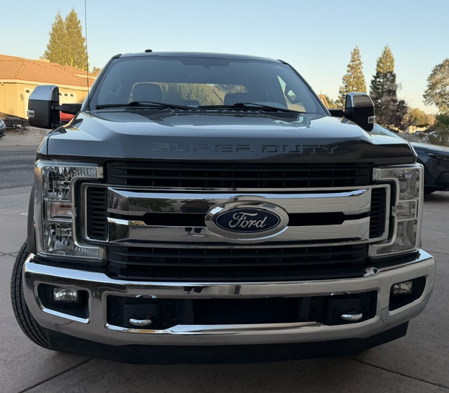 Used 2019 Ford F250 XLT w/ XLT Premium Package RWD image 1