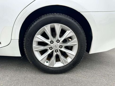 Used 2013 Lexus ES 300h w/ Premium Pkg image 16