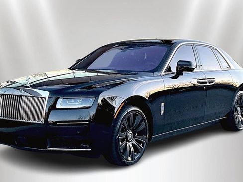 Used 2022 Rolls-Royce Ghost w/ Ghost Package AWD/4WD image 1