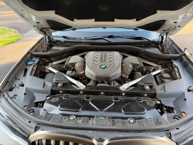 Used 2022 BMW X7 M50i w/ Dynamic Handling Package AWD/4WD image 21
