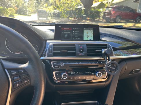 Used 2018 BMW 330i xDrive Sedan image 14