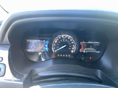 Used 2019 Ford Ranger Lariat w/ Equipment Group 501A Mid image 11