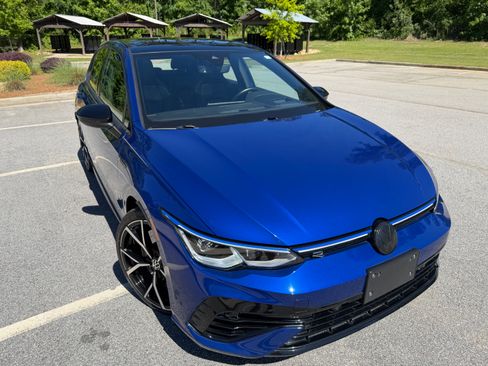 Used 2022 Volkswagen Golf R AWD/4WD image 4