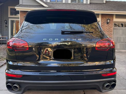 Used 2017 Porsche Cayenne S Platinum image 6