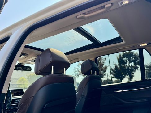 Used 2015 BMW X5 xDrive35i image 18