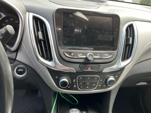 Used 2018 Chevrolet Equinox Premier AWD/4WD image 24
