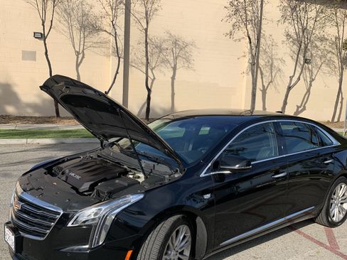 Used 2018 Cadillac XTS Luxury image 6