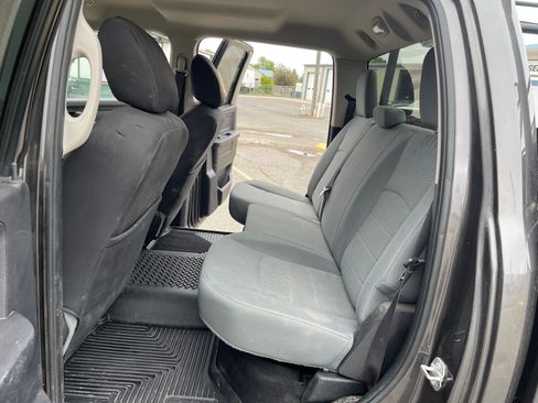 Used 2017 RAM 2500 Tradesman w/ Chrome Appearance Group AWD/4WD image 14