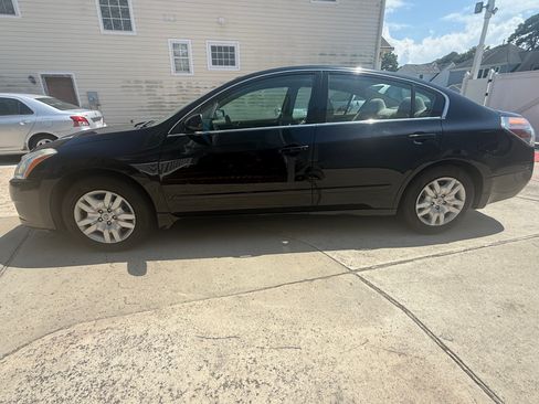 Used 2012 Nissan Altima 2.5 S FWD image 11