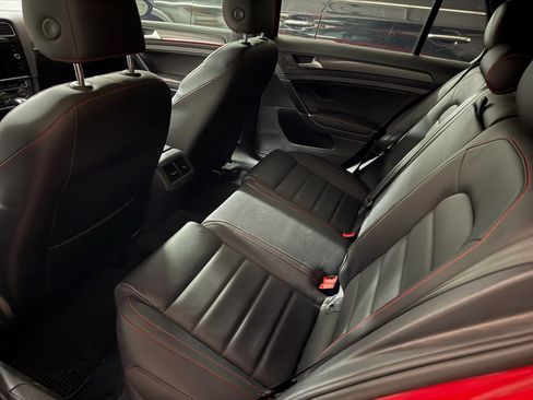 Used 2019 Volkswagen GTI Autobahn image 12