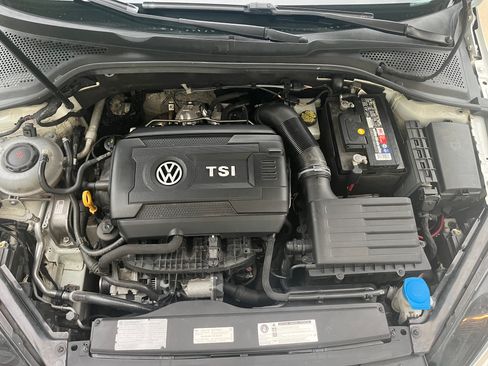 Used 2018 Volkswagen Golf S AWD/4WD image 30