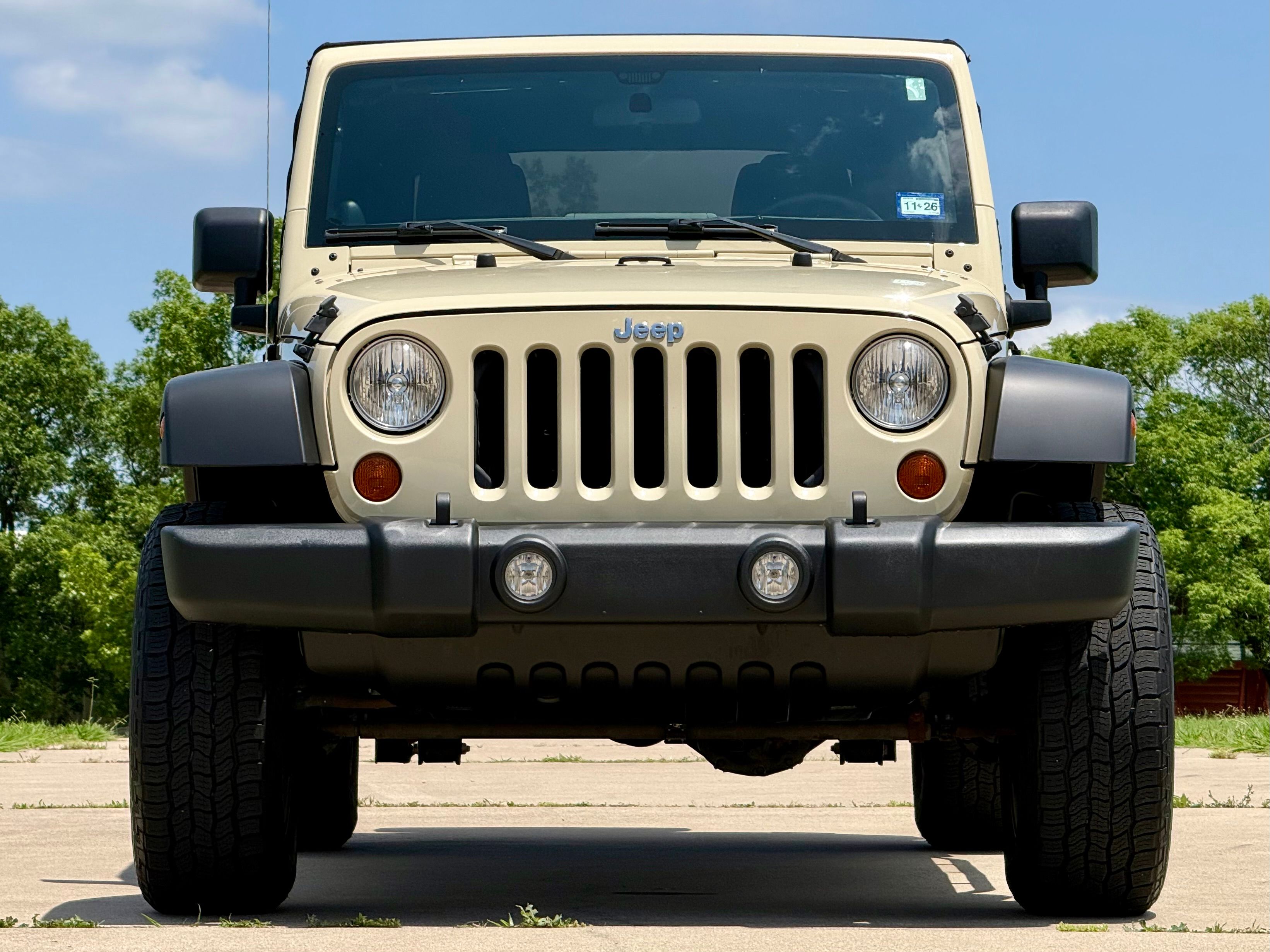 Used 2012 Jeep Wrangler Unlimited Sport AWD/4WD image 11