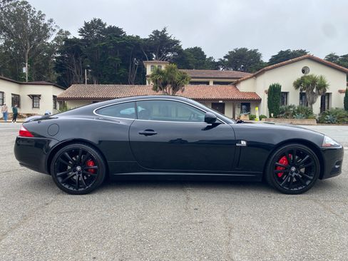 Used 2007 Jaguar XKR R RWD image 8