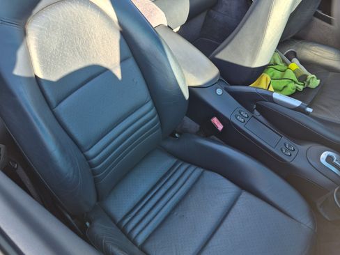 Used 2002 Porsche 911 Carrera 4 image 12