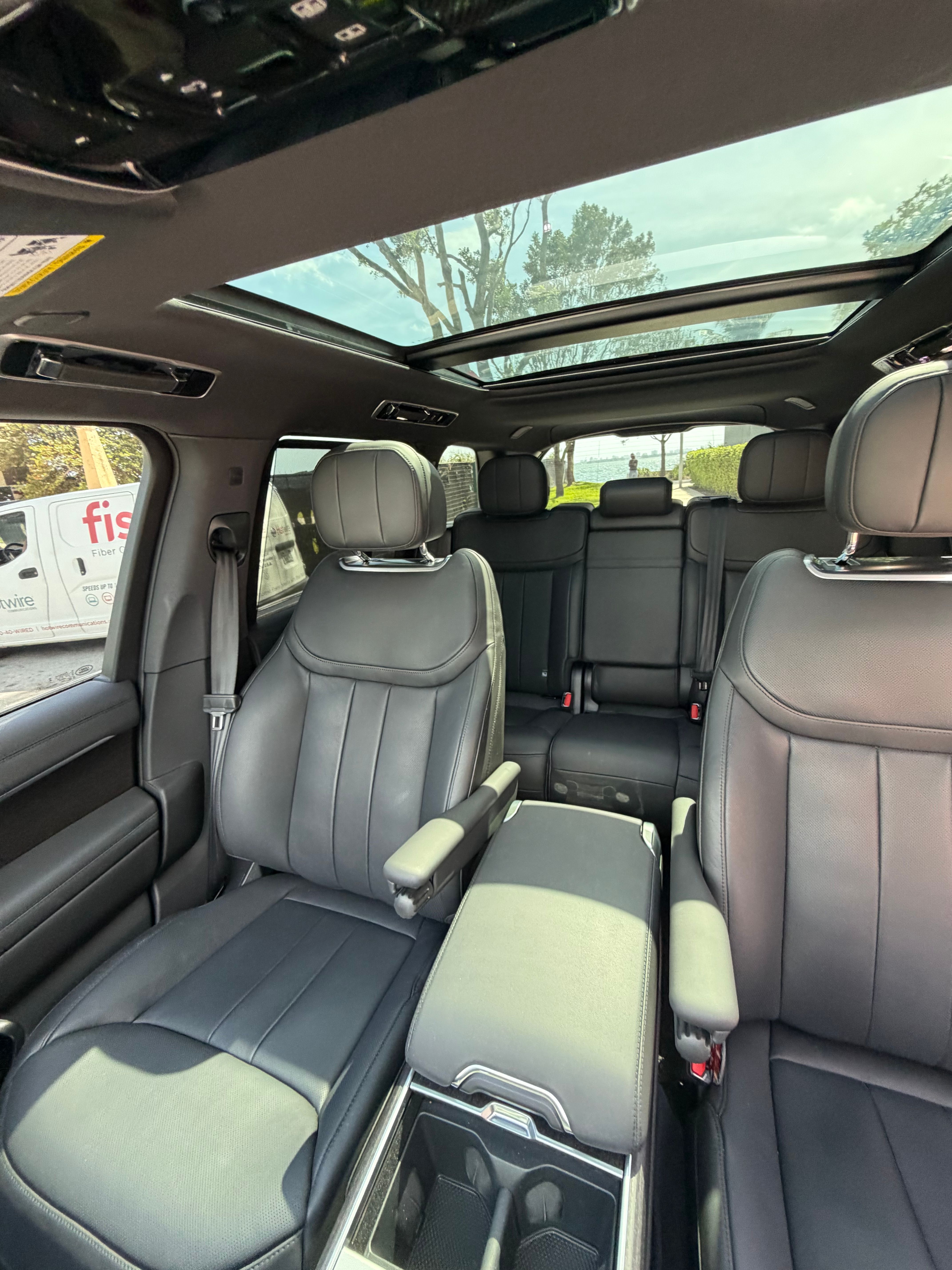 Used 2024 Land Rover Range Rover SE AWD/4WD image 21