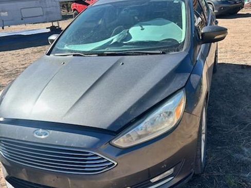 Used 2015 Ford Focus Titanium w/ Titanium Cold Weather Package image 2