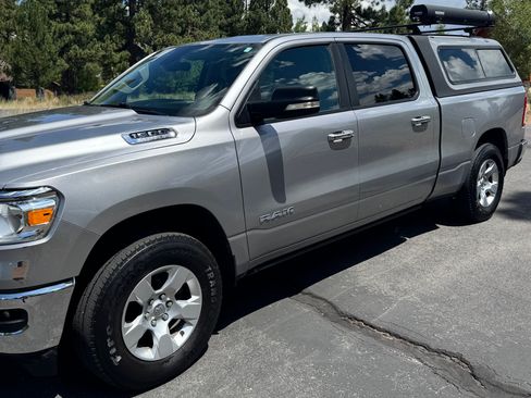 Used 2019 RAM 1500 Big Horn AWD/4WD image 2