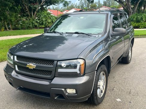 Used 2007 Chevrolet TrailBlazer LT RWD image 2