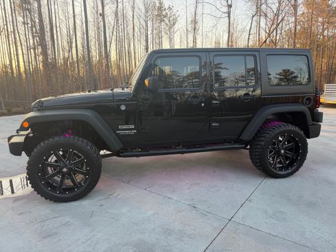 Used 2016 Jeep Wrangler Unlimited Sport w/ Quick Order Package 24S image 15