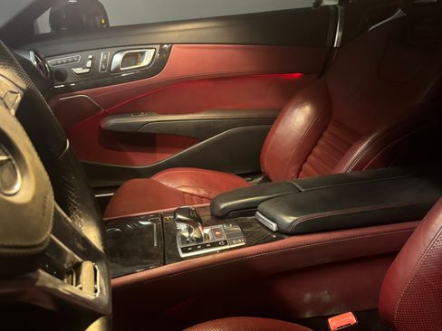 Used 2013 Mercedes-Benz SL 550 image 9