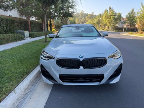 Used 2023 BMW 230i Coupe w/ M Sport Package RWD image 8