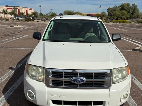 Used 2012 Ford Escape XLT FWD image 4