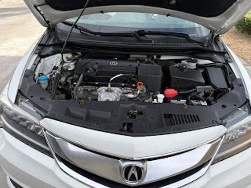 Used 2018 Acura ILX image 6