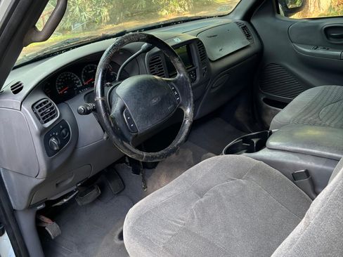 Used 2000 Ford F150 Long Bed 4D image 8