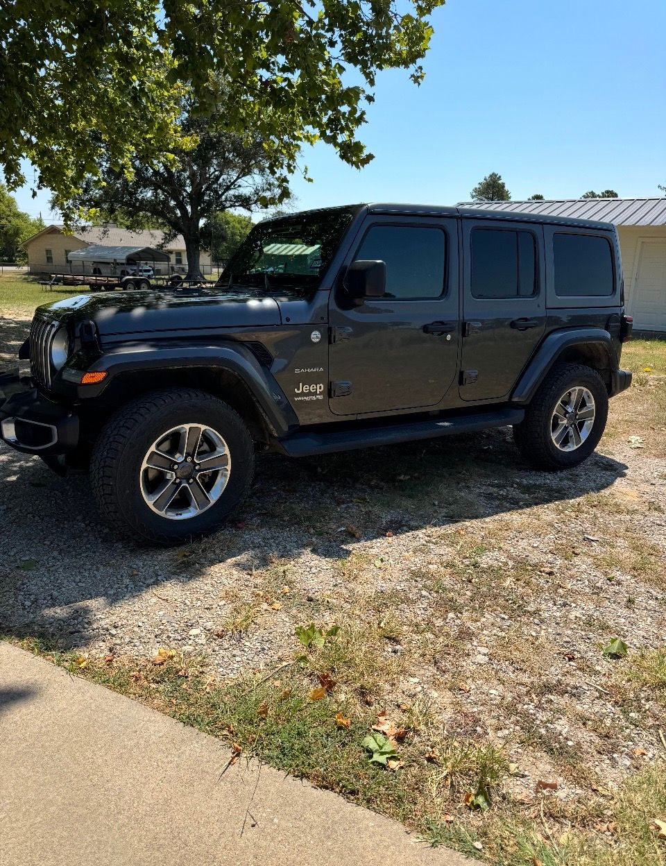 Used 2021 Jeep Wrangler Unlimited Sahara AWD/4WD image 1