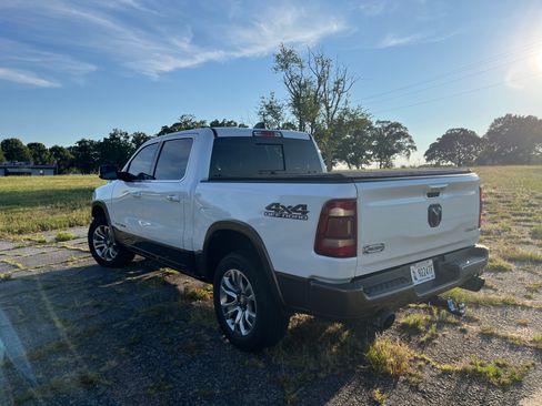 Used 2020 RAM 1500 Limited AWD/4WD image 5