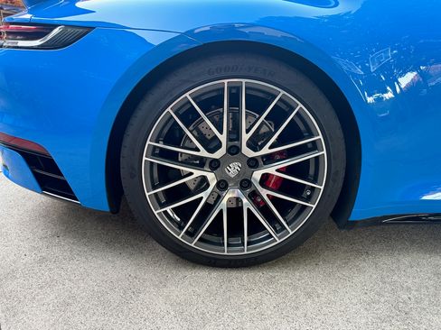 Used 2023 Porsche 911 Carrera 4S image 20