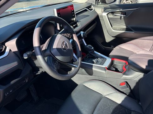 Used 2021 Toyota RAV4 TRD Off-Road image 11