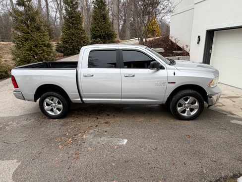 Used 2017 RAM 1500 Big Horn image 4