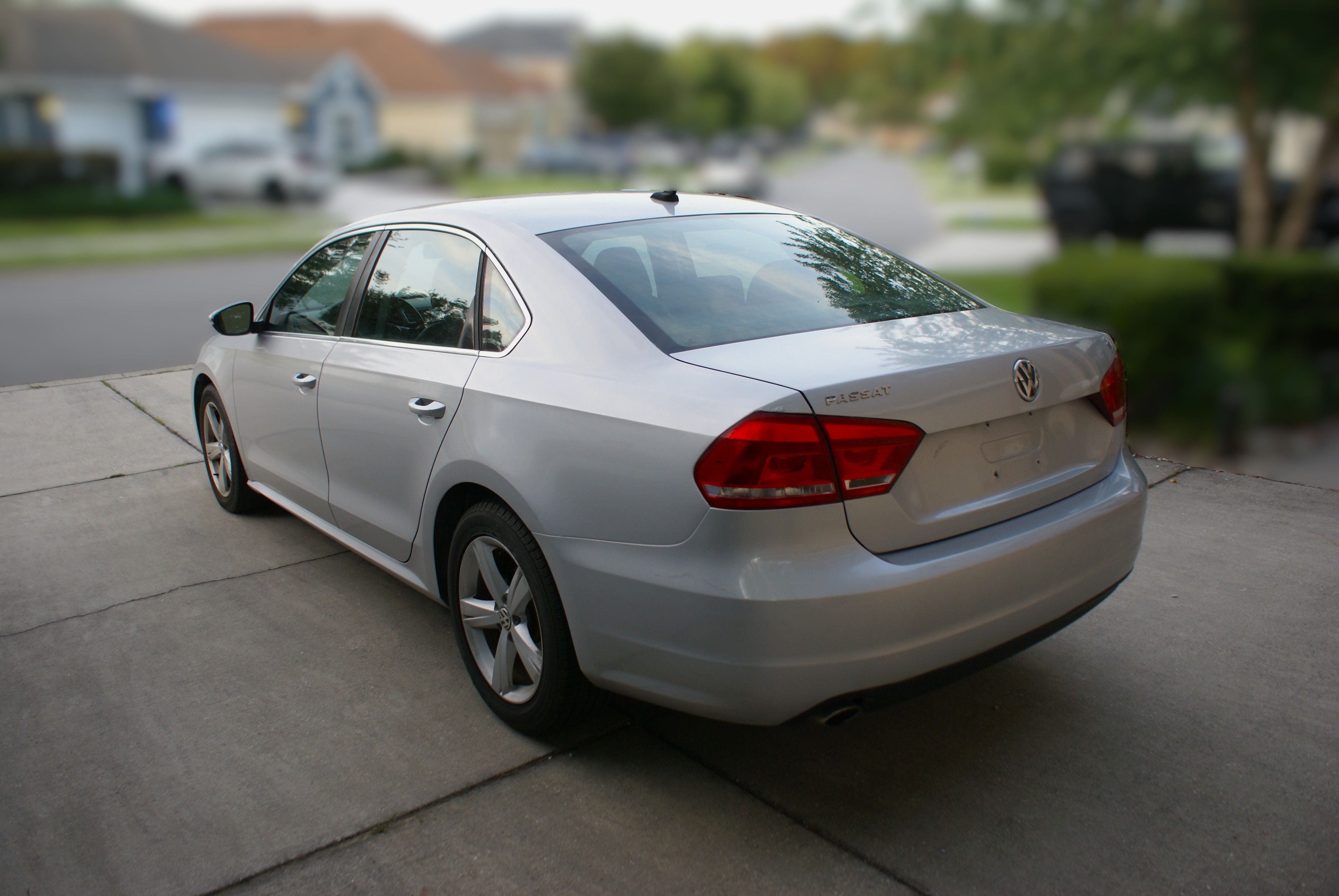 Used 2012 Volkswagen Passat 2.5 SE FWD image 4