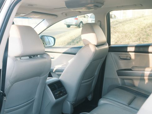 Used 2012 MAZDA CX-9 Grand Touring w/ Moonroof & Bose Audio Pkg image 2