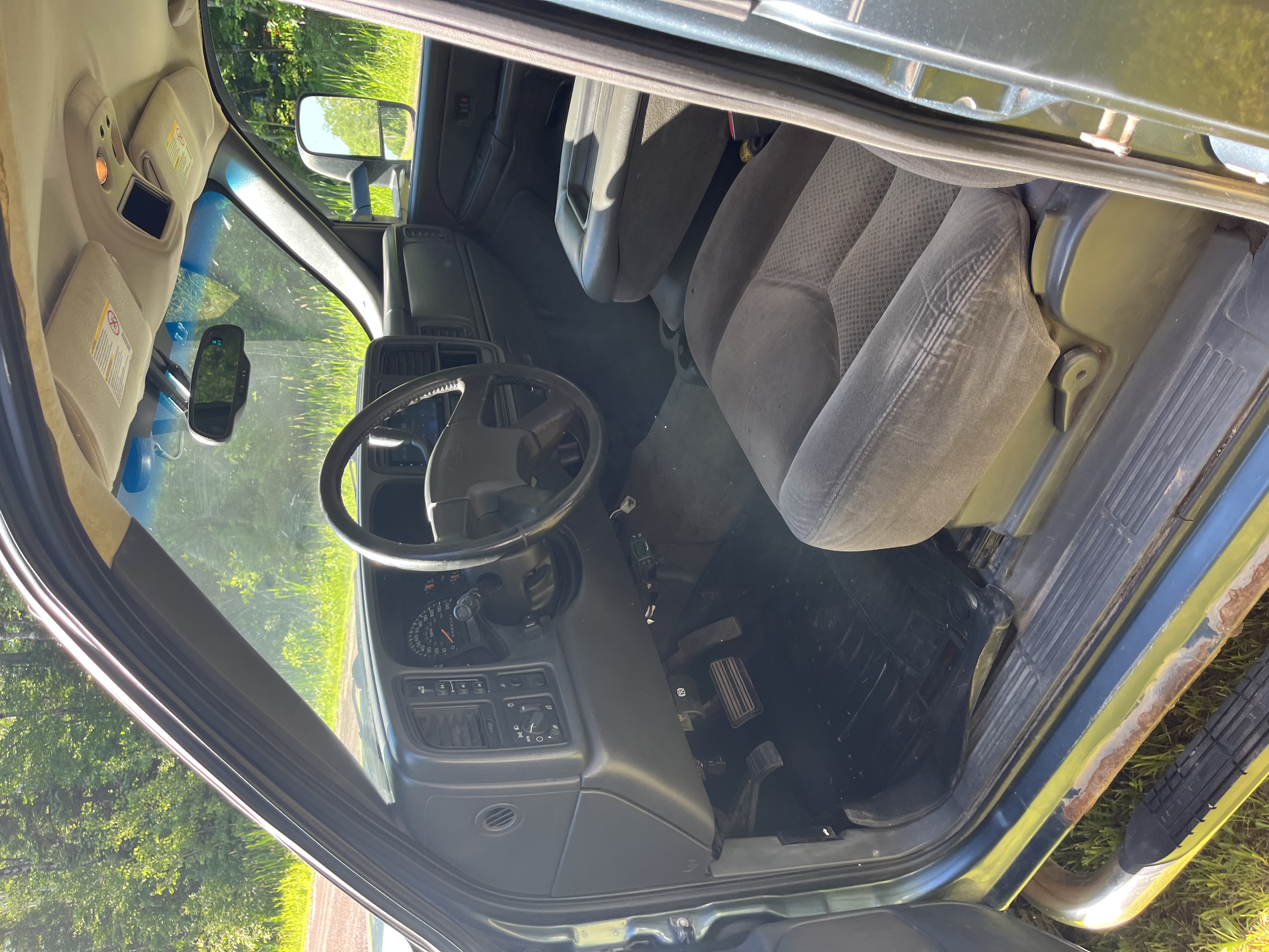 Used 2006 Chevrolet Silverado 2500 LT AWD/4WD image 18