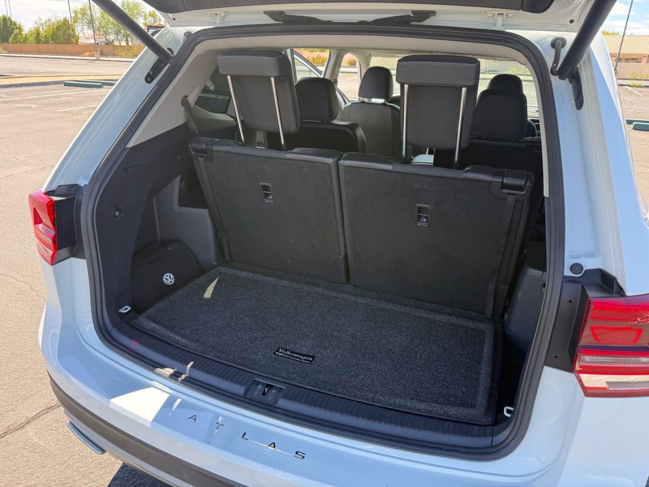 Used 2019 Volkswagen Atlas SE FWD image 8