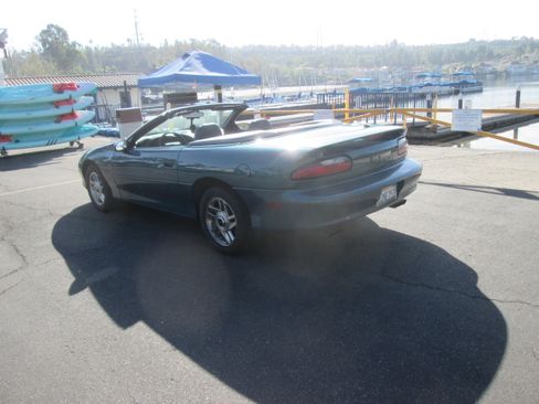 Used 1995 Chevrolet Camaro Z28 RWD image 21