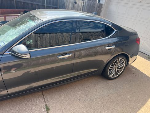 Used 2020 Genesis G70 2.0T AWD/4WD image 4