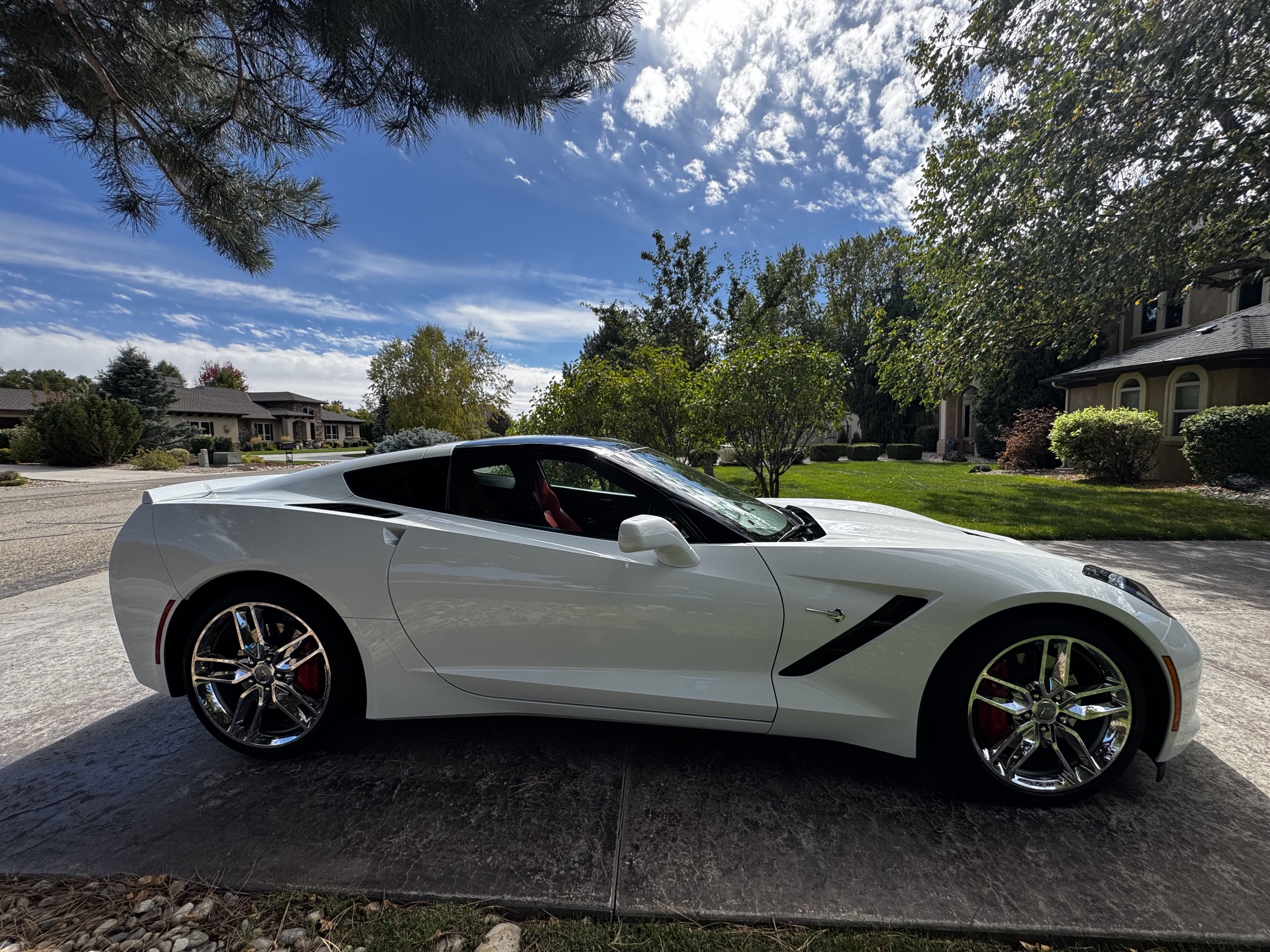 Used 2016 Chevrolet Corvette Stingray Coupe w/ 3LT Preferred Equipment Group RWD image 1