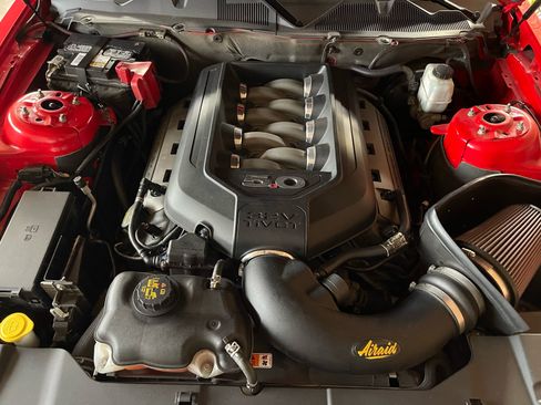 Used 2013 Ford Mustang GT image 4