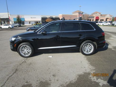 Used 2017 Audi Q7 3.0T Prestige AWD/4WD image 1
