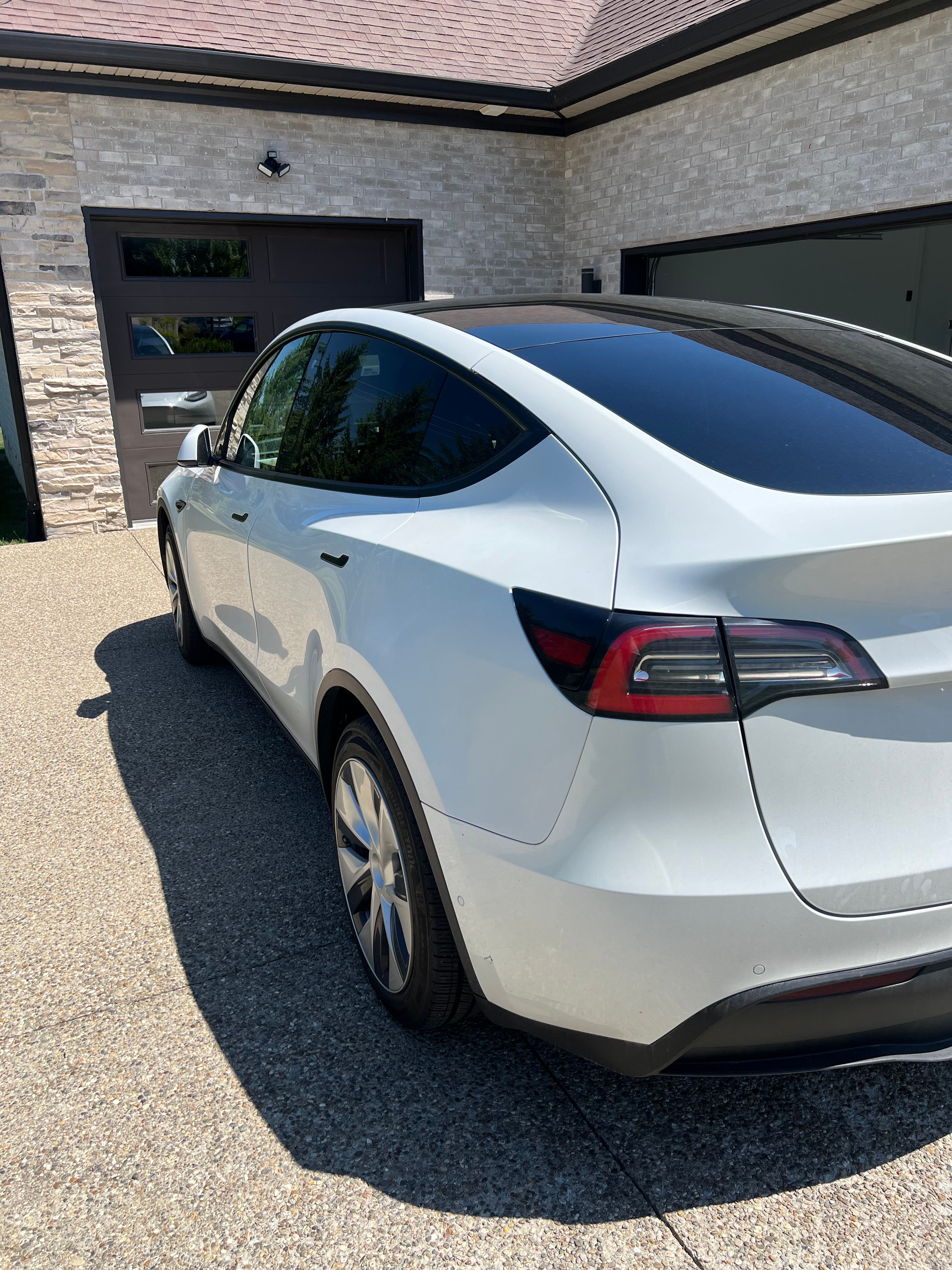 Used 2020 Tesla Model Y Long Range AWD/4WD image 8