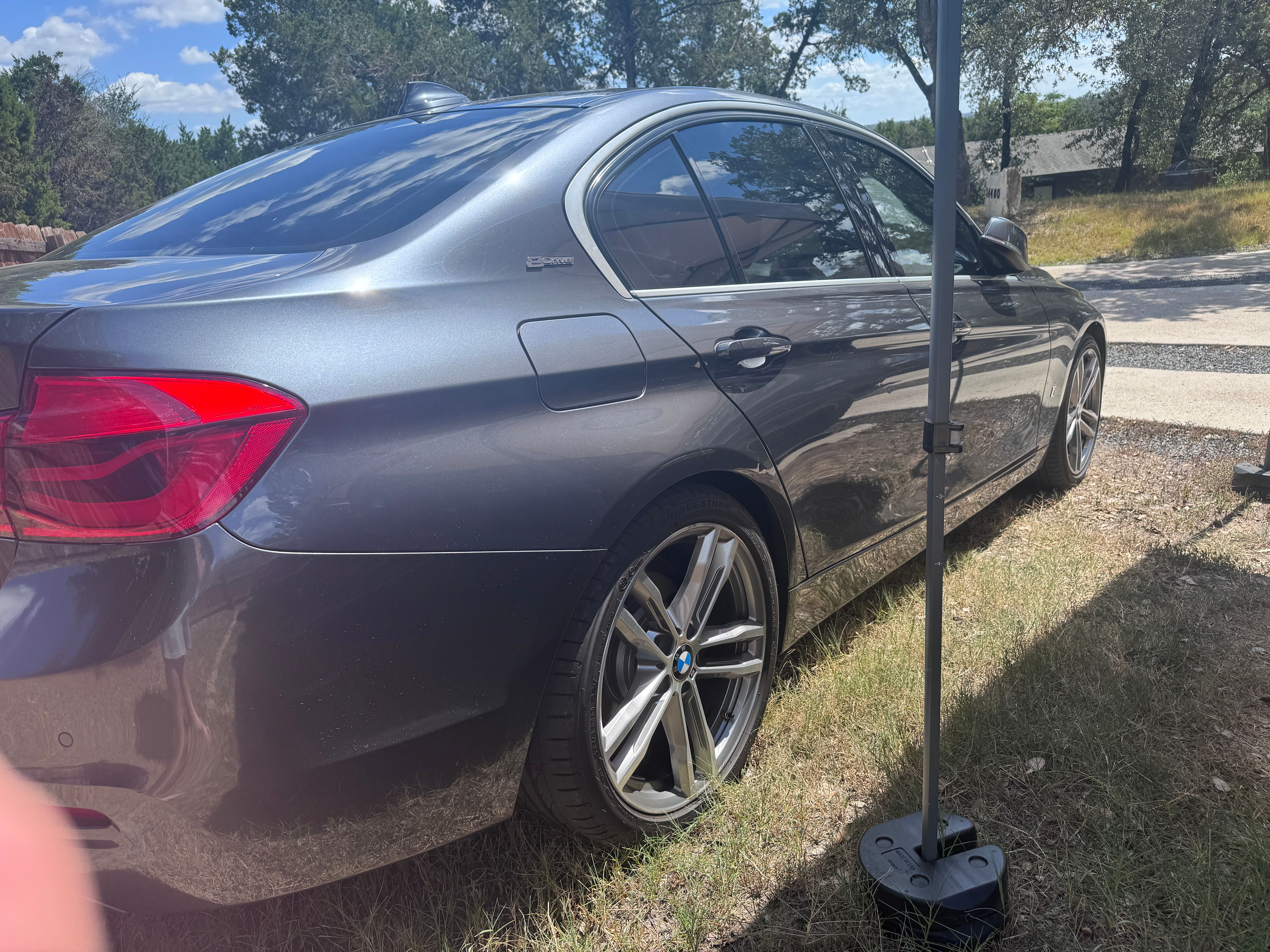 Used 2018 BMW 330e w/ Convenience Package RWD image 15