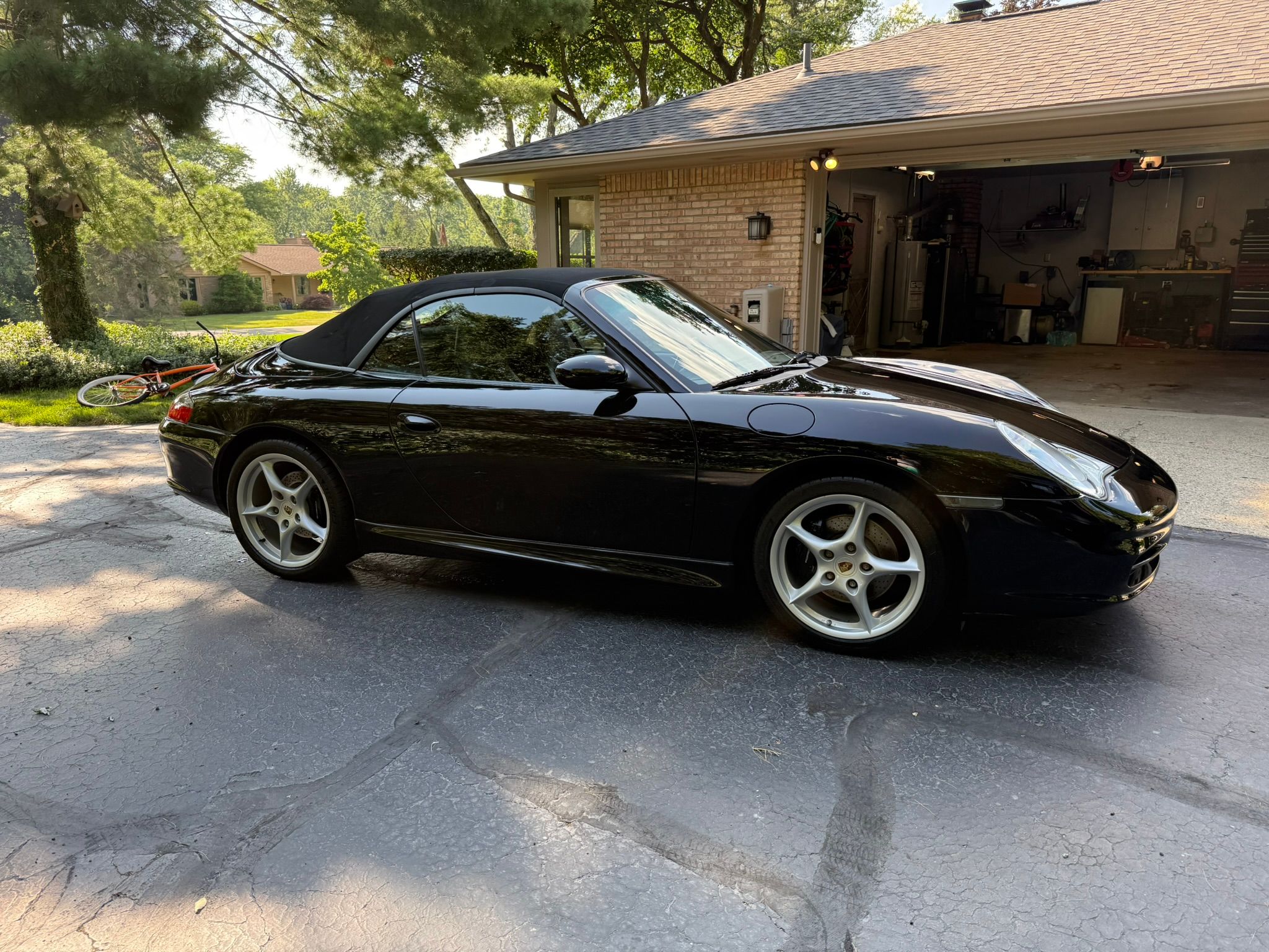 Used 2003 Porsche 911 Cabriolet image 9