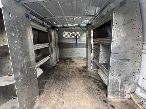 Used 2013 Ford E-150 and Econoline 150 RWD image 13