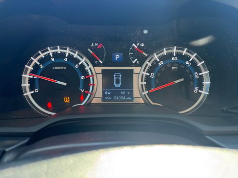 Used 2017 Toyota 4Runner SR5 image 17