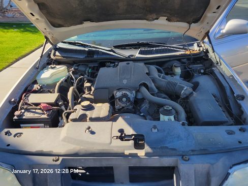 Used 2003 Lincoln Town Car Cartier image 11