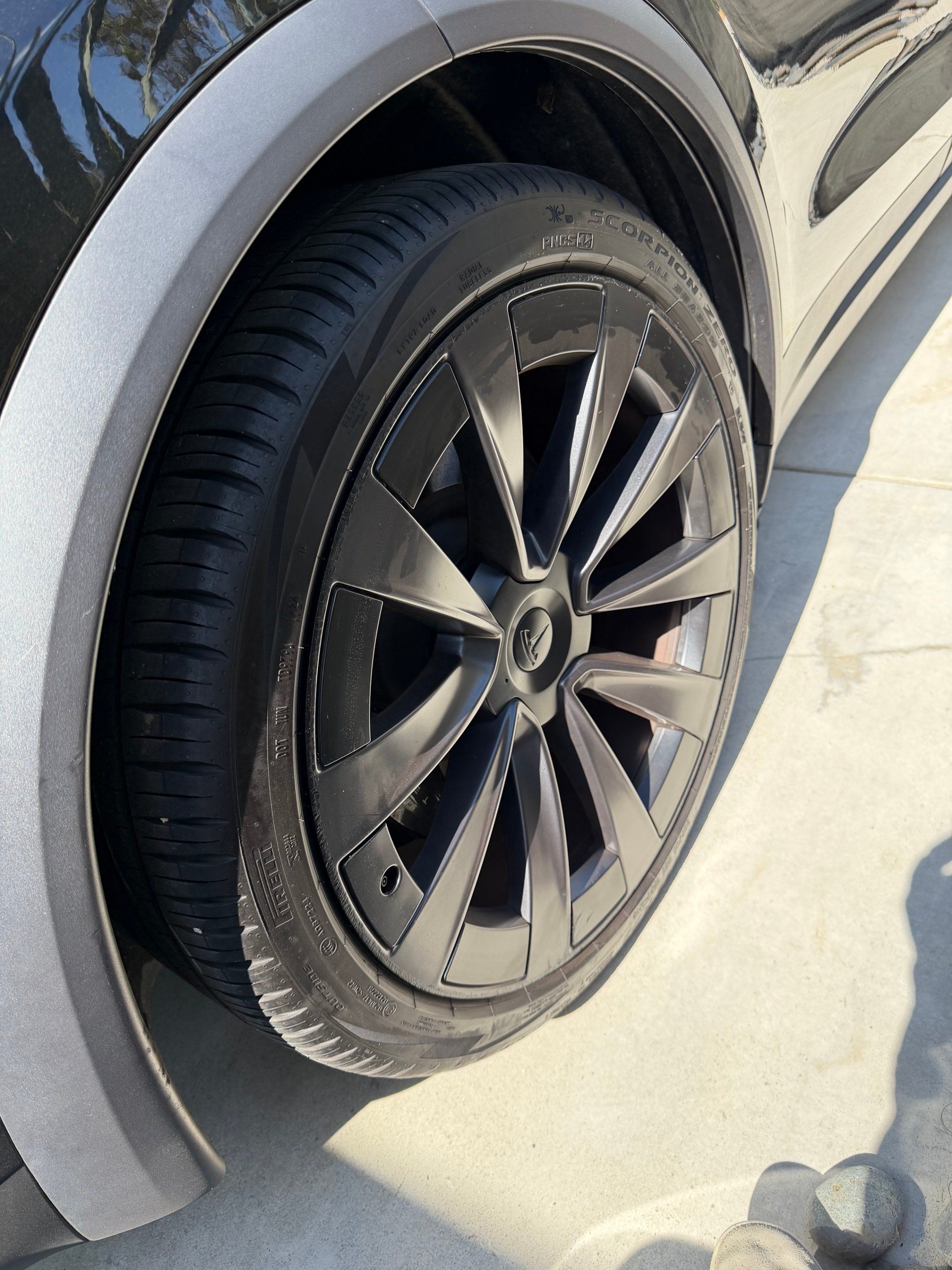 Used 2023 Tesla Model X AWD/4WD image 14