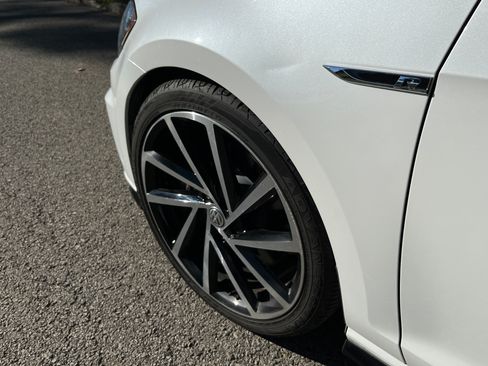 Used 2018 Volkswagen Golf 4-Door image 22